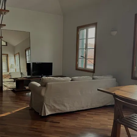 Apartment Loft Pacos Da Ribeira Brava